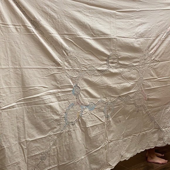 Table cloth
